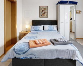 Ferienwohnung Im Bohrer - Donaueschingen - Chambre