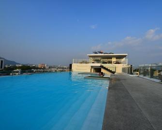 The Wide Suites - Phuket City - Pool