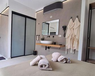 Giardino D`Oriente Rooms & Suites - 奧特朗托