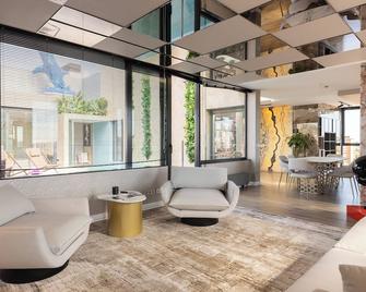 Cosmo Apartments Sants - Barcelona - Lobby
