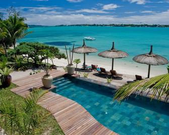Ocean Villas Hotel - Grand Baie - Pool
