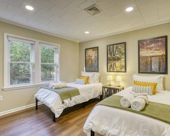 Adorable 2-bedroom bungalow near Easton, Denton - Denton - Habitación