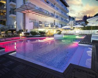 Hotel Rex - Lignano Sabbiadoro - Piscina