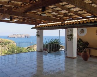 Hotel Agave e Ginestra - Ventotene - Balcony