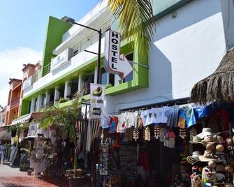 Hostel in Playa del Carmen - 普拉亞卡門