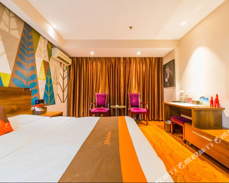 Yiyi Chain Hotel (Hohhot Moore City Branch) - Hohhot - Bedroom