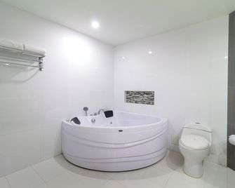 Hotel Baroca - Montería