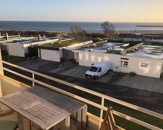 17 Ferienwohnung Horizont App.56-204 mit Balkon & Meerblick - Fehmarn - Balcony