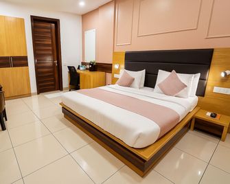Hotel Jmk - Managed by Jmd Group - New Delhi