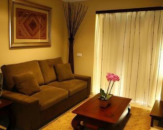 La Villa Marbella - Marbella - Salon