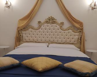 Donna Lucrezia B&B - Boutique Hotel Style - Bisceglie - Bedroom