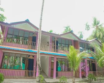 Sunrise Beach Resort - Havelock Island - Building