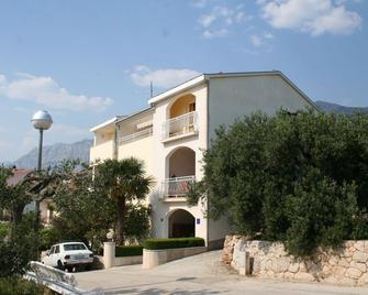 Apartments by the sea Podgora, Makarska - 518 - Podgora - Budynek
