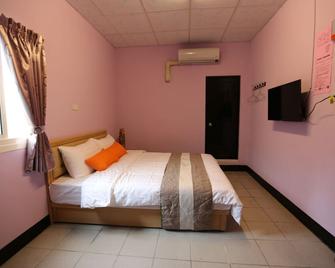 Time Homestay - Jincheng Township - Habitación