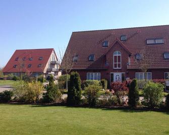 Ferienwohnungen Hass - Haus 1 - Fehmarn - Building