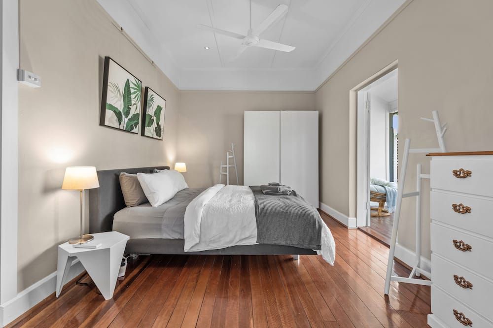 Abracadabra! ~ 1Bed / 1Bath / Balconies ~ New Farm - בריסביין - חדר שינה