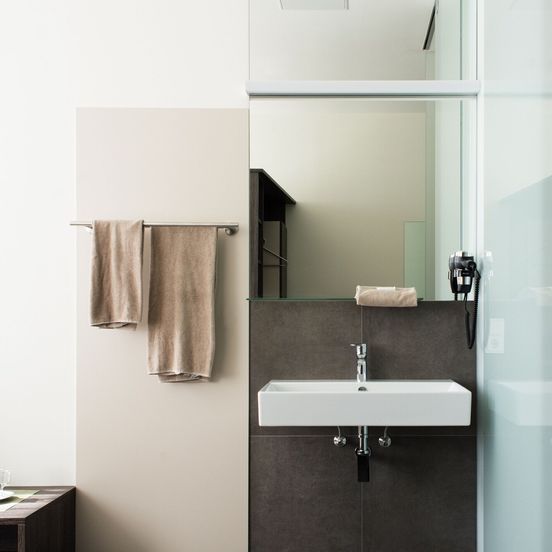 eee hotel Traun image 1