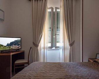 Margherita - Monterosso al Mare