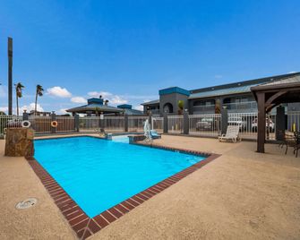 Rodeway Inn & Suites Corpus Christi Northwest - Corpus Christi - Piscina
