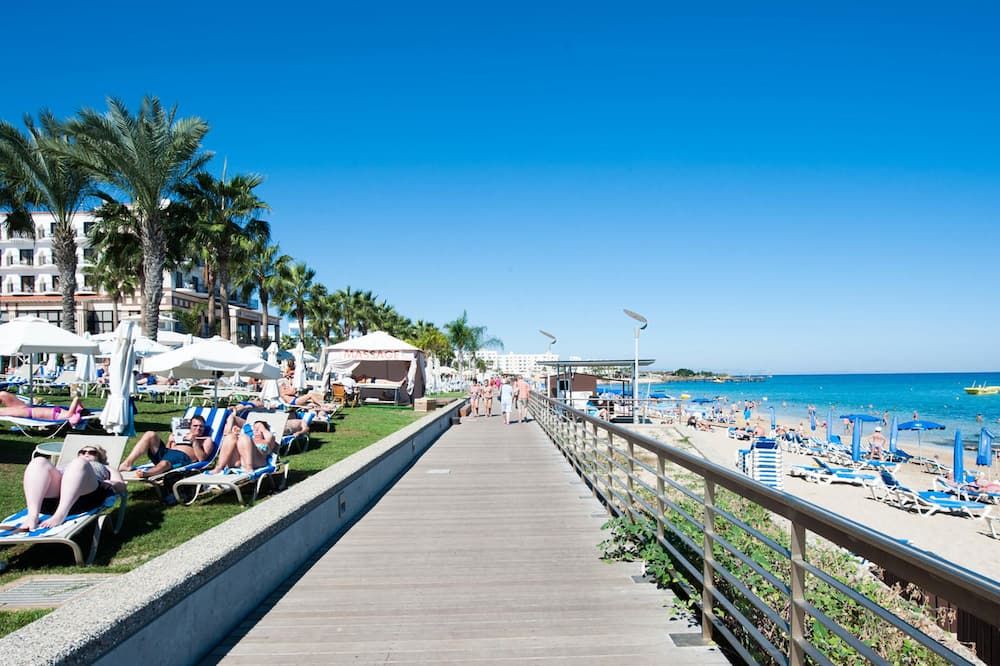 Vrissiana Boutique Beach Hotel - Protaras - חוף