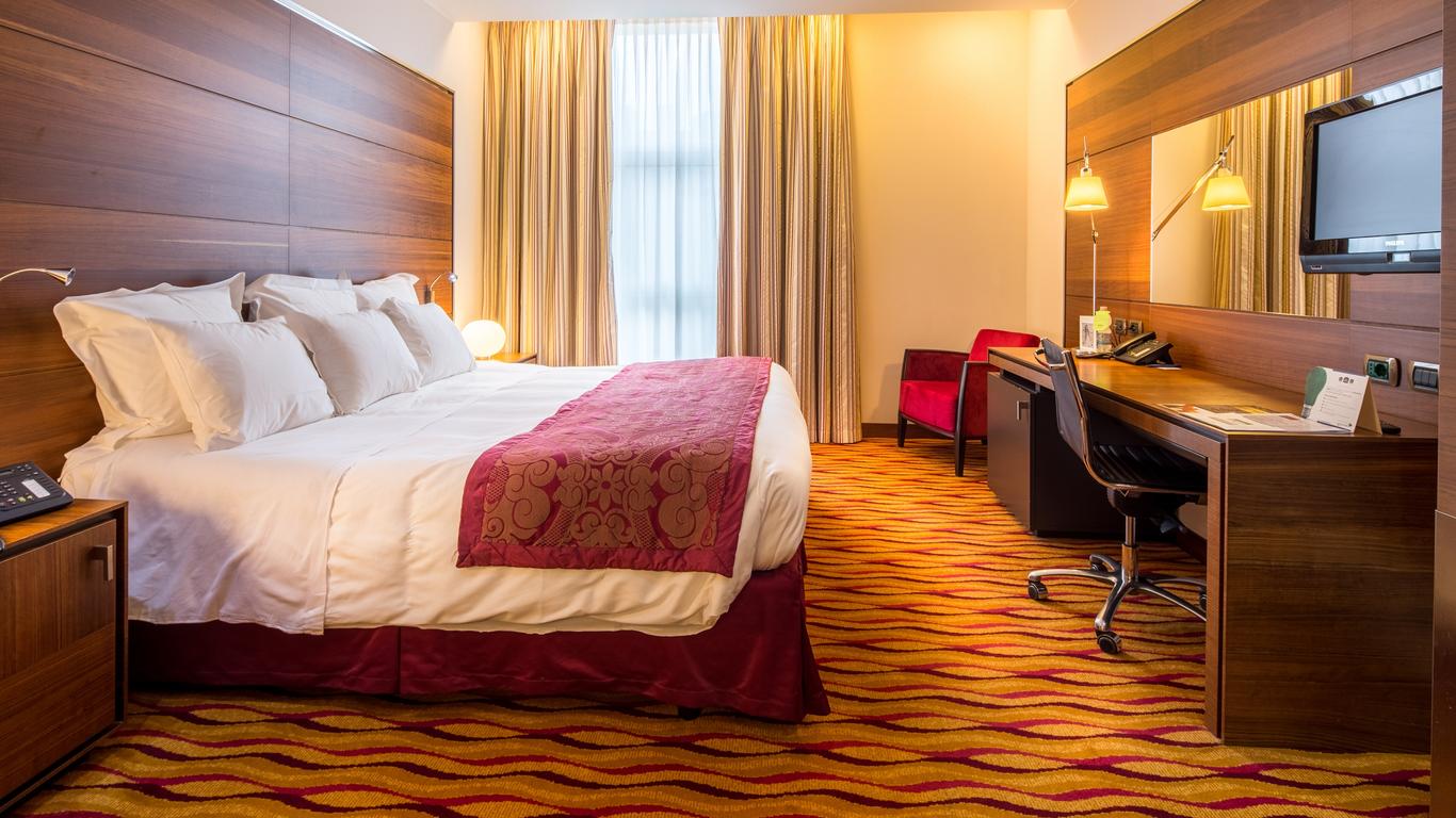 بست ويسترن بريمير بي إتش آر تريفزو هوتل