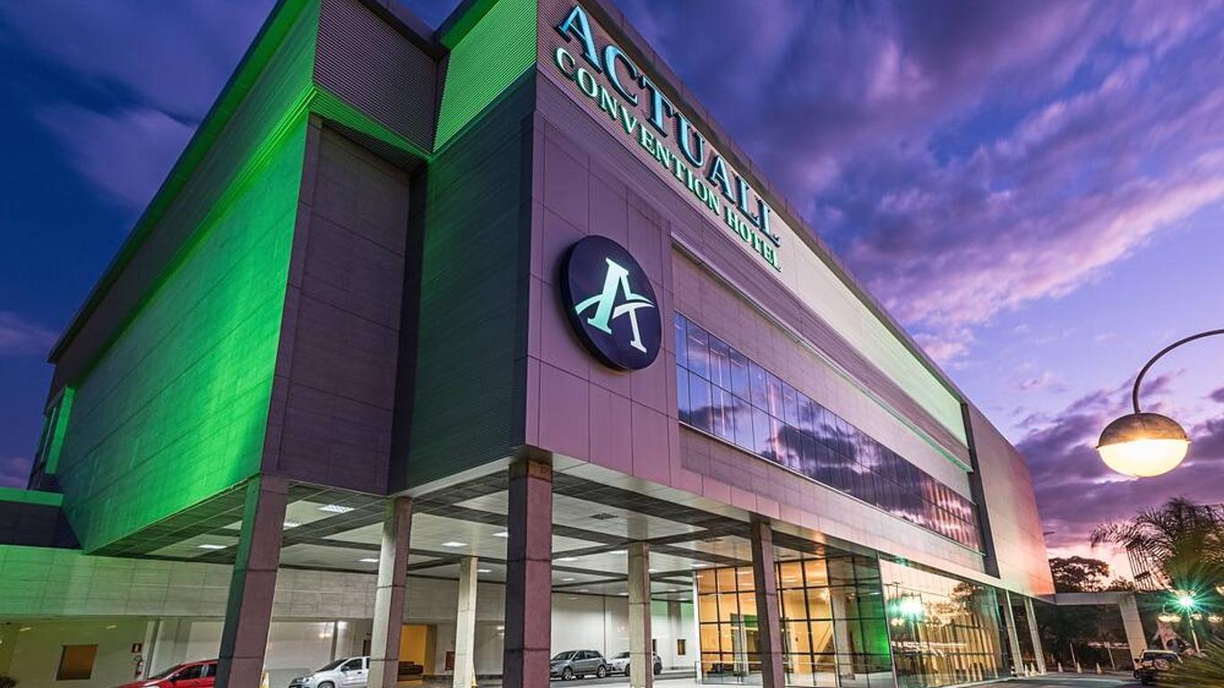 Actuall Convention by Summit Hotels