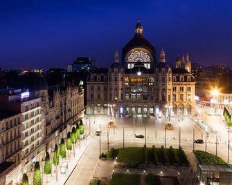 Park Inn by Radisson Antwerpen - Anversa - Edificio