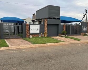 Kiewiets Creek Guesthouse - Pretoria - Building