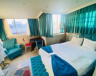 Sirinyer Apart Otel - Buca - Phòng ngủ