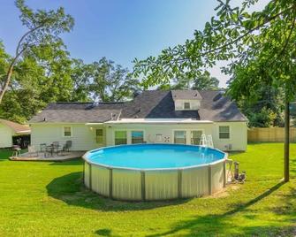 Near Downtown&Parks- The Cozy Guest Cottage - Columbus - Pool
