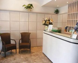 Stella Hotel - Sirolo - Rezeption