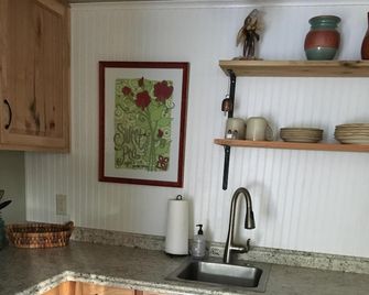 Charming Private Studio - Livingston - Cocina