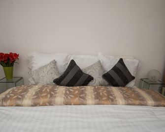Relaxing Luxury Apartment in Quiet Neighbourhood - Timisoara - Bedroom