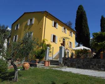 Amedea Tuscany Country Experience - Pistoia - Edificio