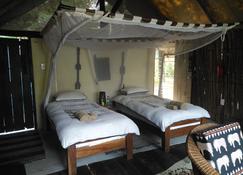 Caprivi Houseboat Safari Lodge - Katima Mulilo - Bedroom