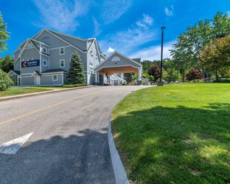 Comfort Inn & Suites North Conway - נורת' קונווי - בניין