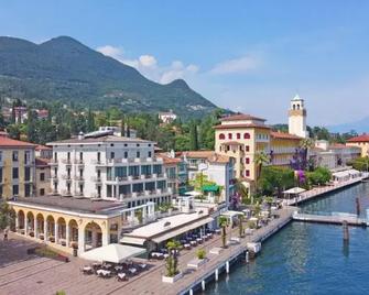 Hotel Du Lac Gardone Riviera - Gardone Riviera