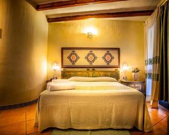 Hotel Fiore Di Maggio - Villasimius - Bedroom