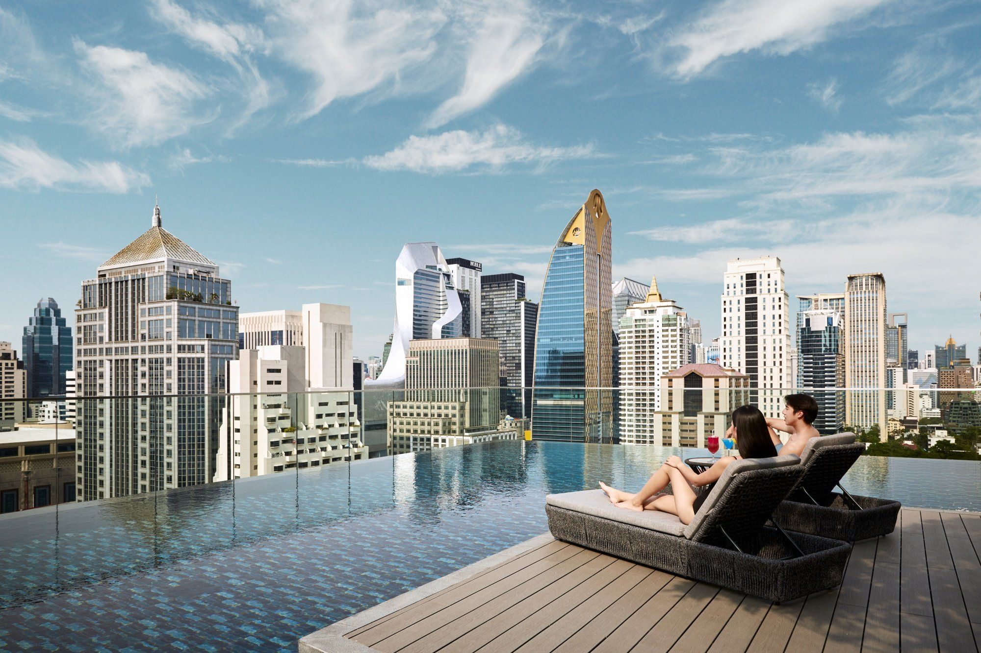 Vignette Collection Sindhorn Midtown Hotel Bangkok By IHG - בנגקוק - בריכה