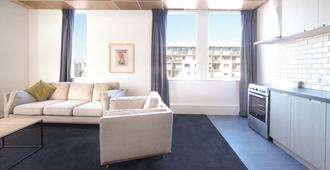 Liberty Apartment Hotel - Wellington - Wohnzimmer