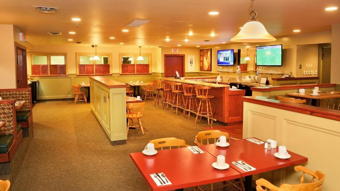 Slemon Park Hotel & Conference Centre