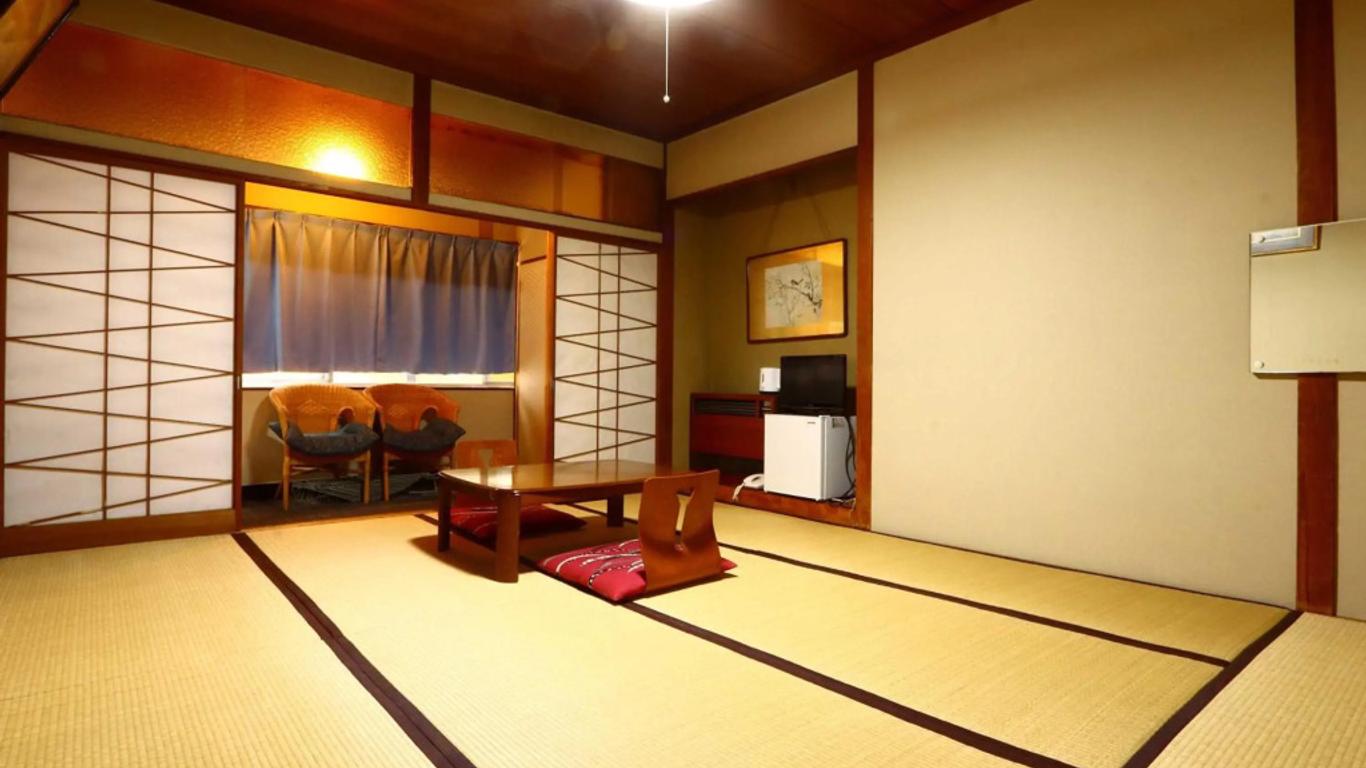 Kaneki Hotel