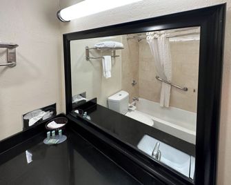 Studio 6 - Suites - Dallas, Tx - Downtown - Dallas - Baño
