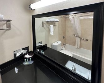 Studio 6 - Suites - Dallas, Tx - Downtown - Dallas - Bad