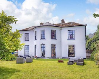 Laston House - Ilfracombe - Toà nhà