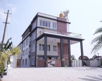 69th Heaven Hotel - Devanhalli - Gebäude