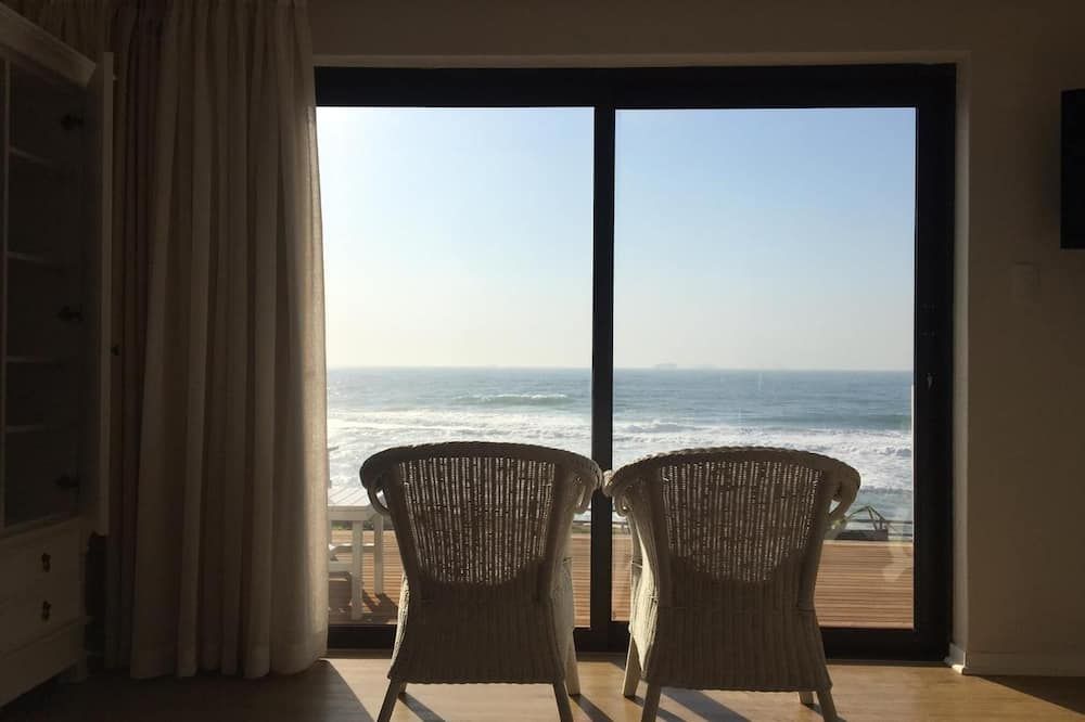 فيرلايت بيتش هاوس