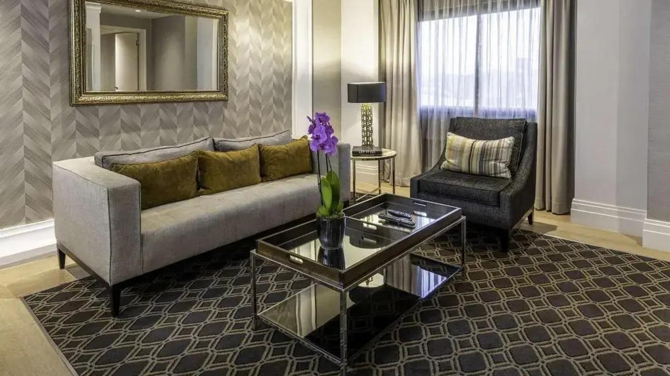 ساندتون صن آند تاورز