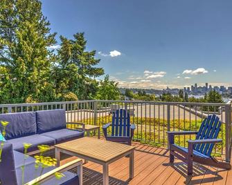 Classic Wallingford 1BR w/ Lounge & Pets, nr 99 & I-5, by Blueground - Seattle - Balcony