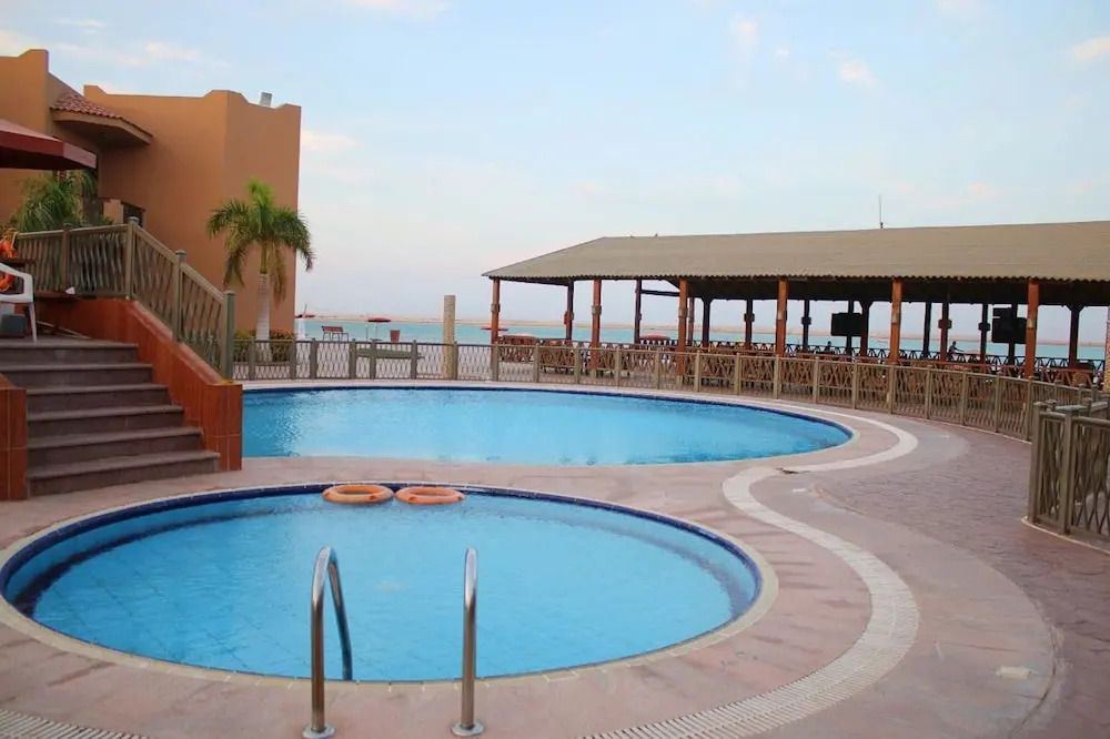 Al Ahlam Tourisim Resort - Yanbu - Piscina
